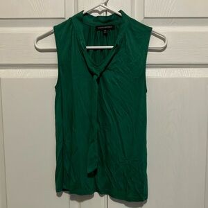 Donna Karan Green Sleeveless Blouse with Tie-Neck
